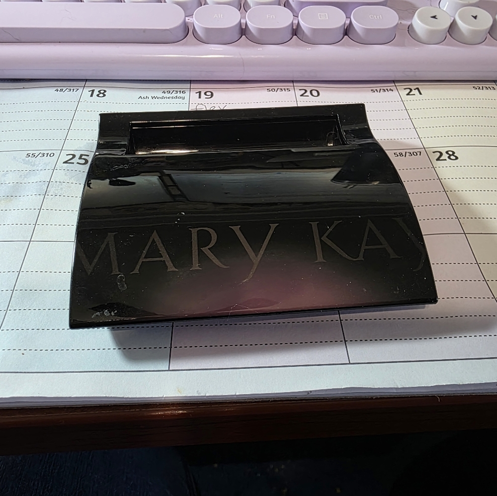 Mary Kay Unfilled Makeup Compacts PLUS BONUS